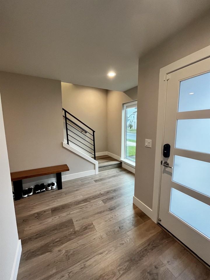 4179 Se 68th Ave #1 - Photo 6 of 39