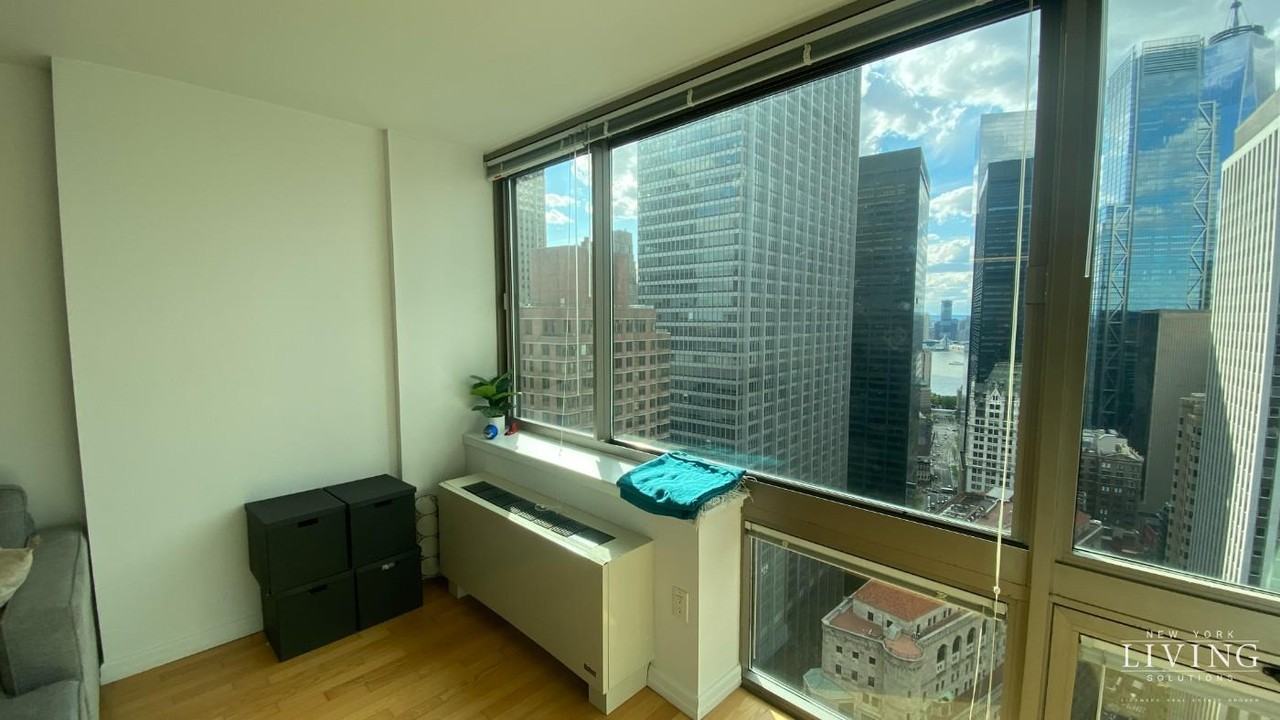 2 Gold St #5107 - Photo 4 of 19