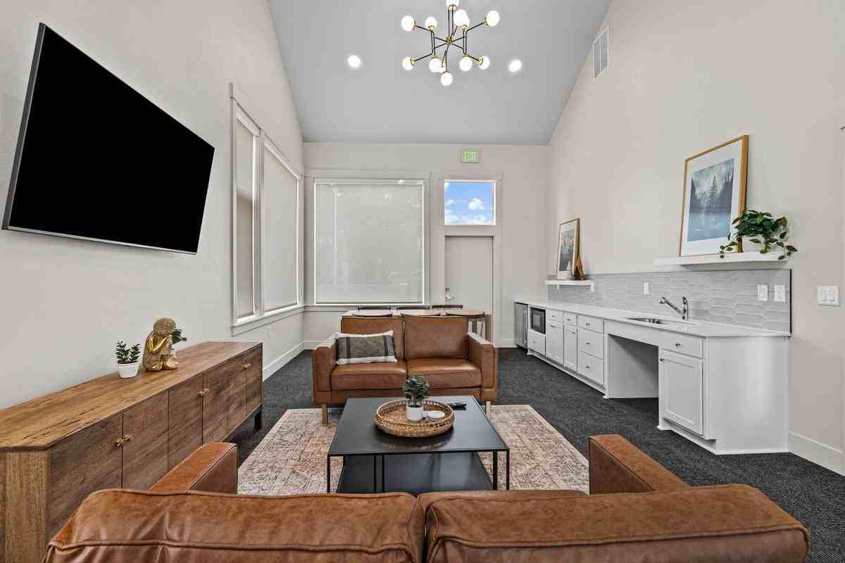 2920 Falk Rd - Photo 7 of 25