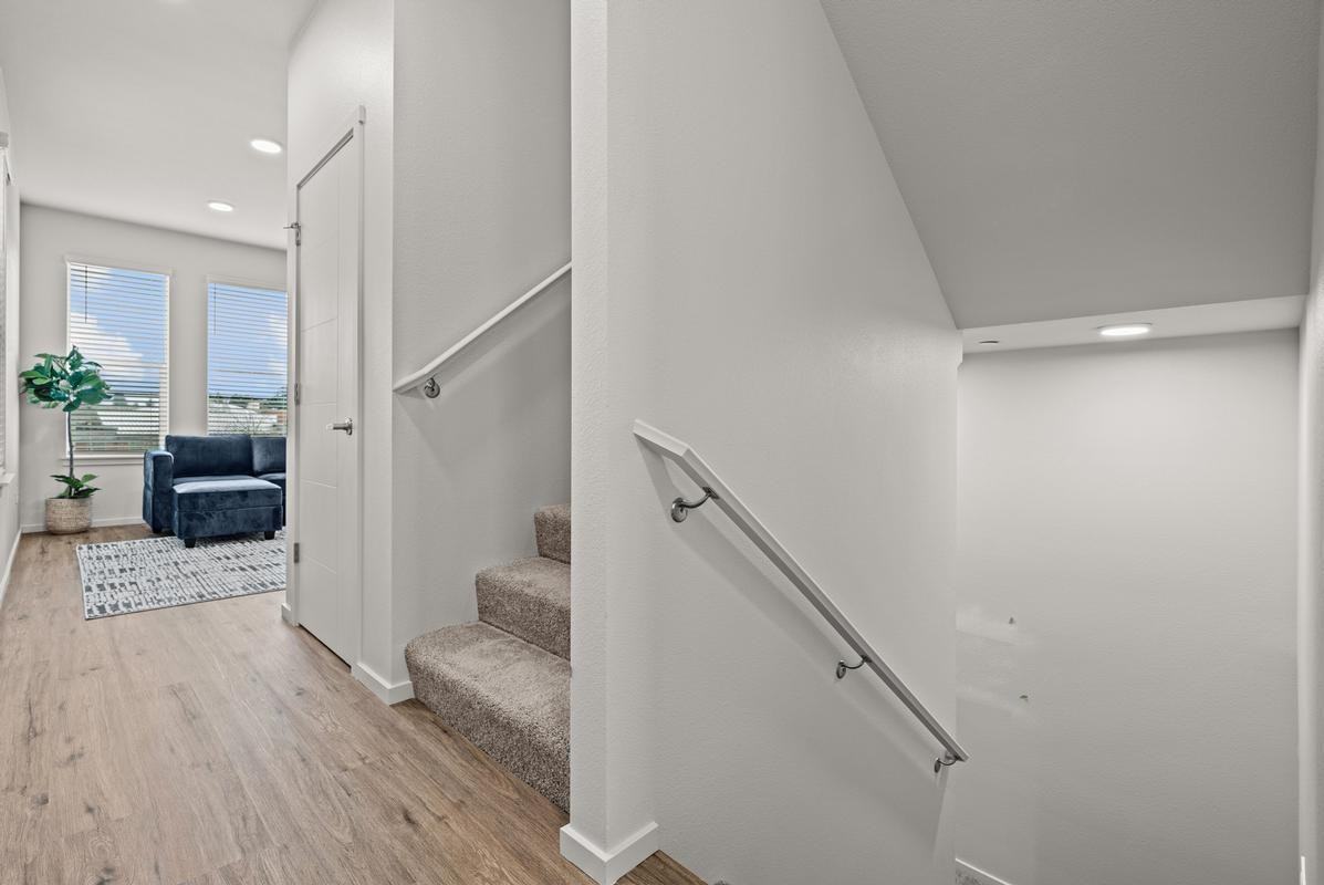 2920 Falk Rd - Photo 2 of 25