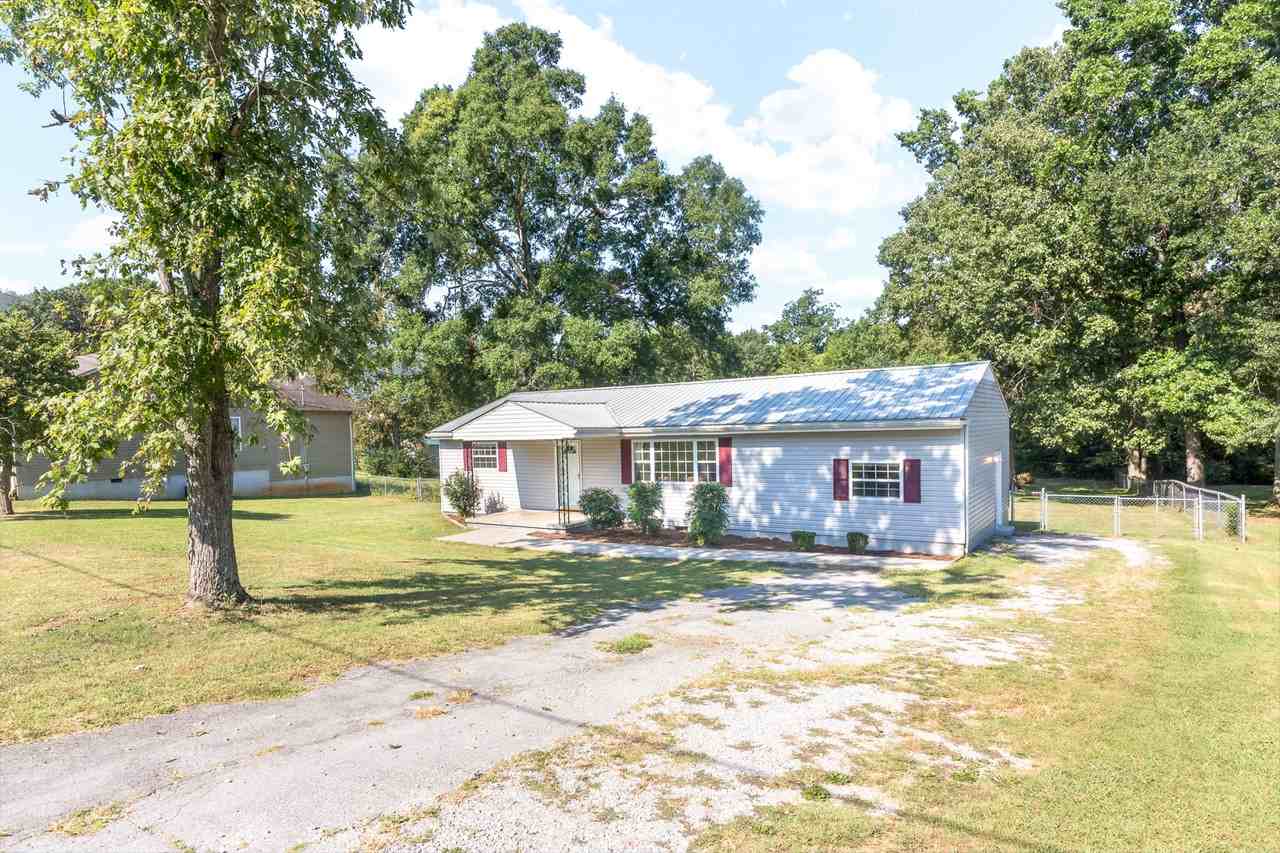 218 Longwood St - Photo 2 of 28