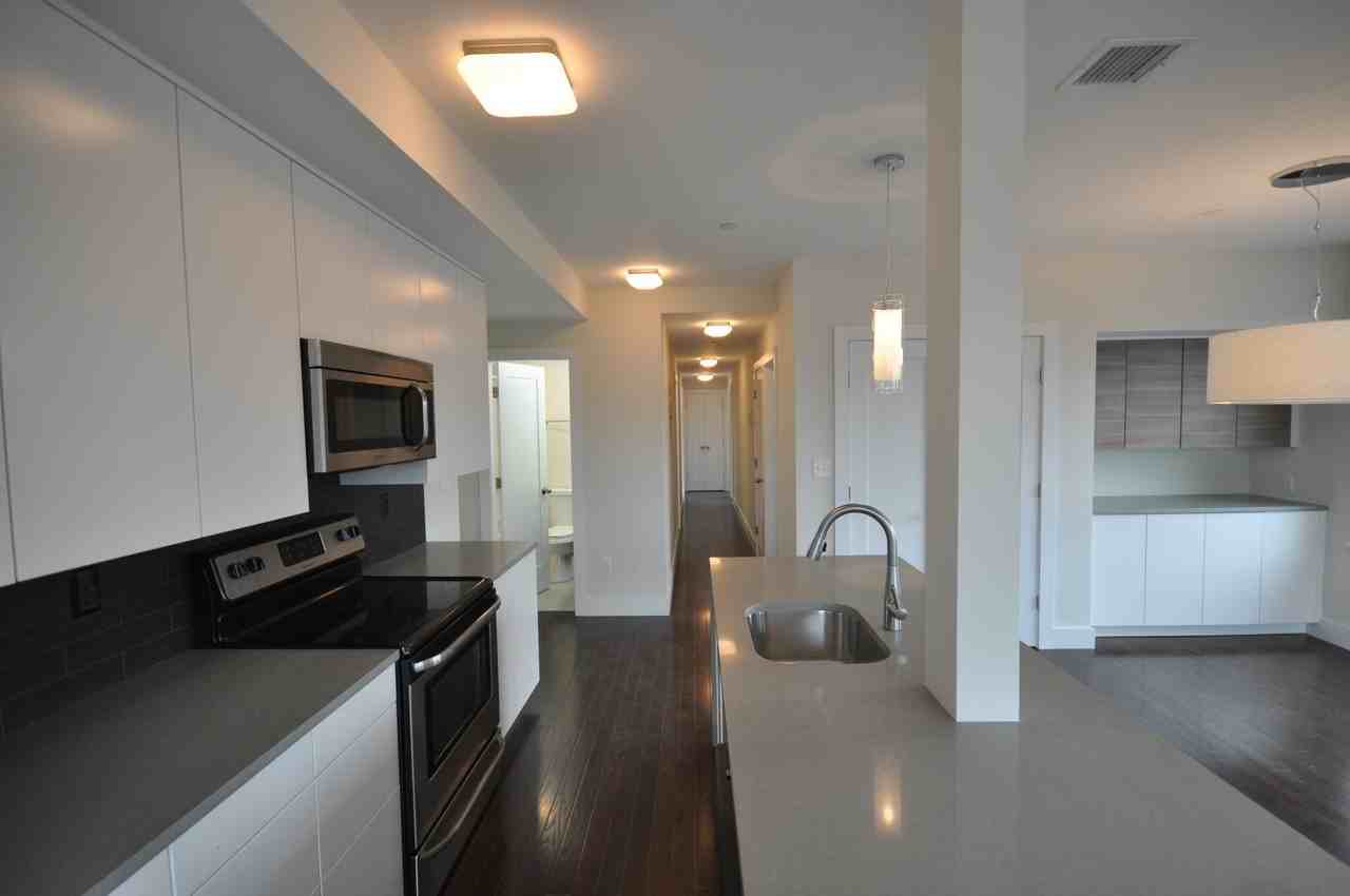 659 Massachusetts Ave #8 - Photo 2 of 16