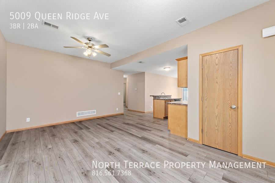 5009 Queen Ridge Ave - Photo 2 of 16