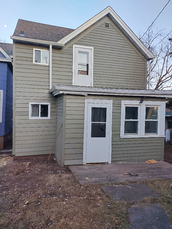 1525 Clough Ave - Photo 2 of 14