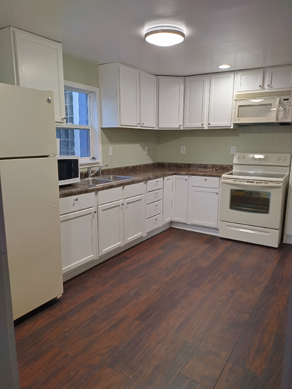 1525 Clough Ave - Photo 7 of 14