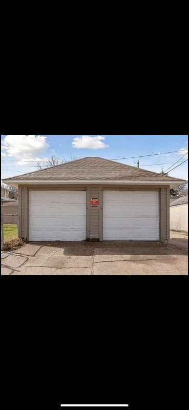 3759 Queen Ave N #2 - Photo 2 of 13