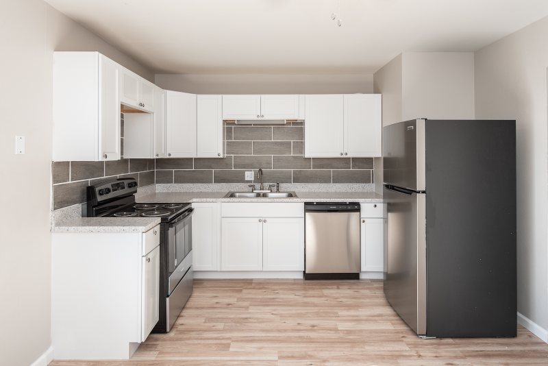 11238 Terry Ave - Photo 3 of 16