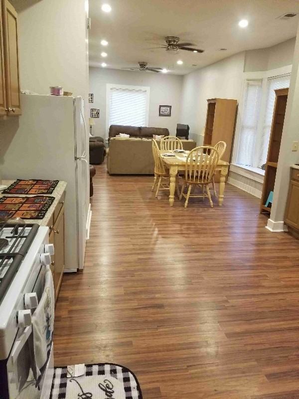 3311 E 19th St - Photo 2 of 8