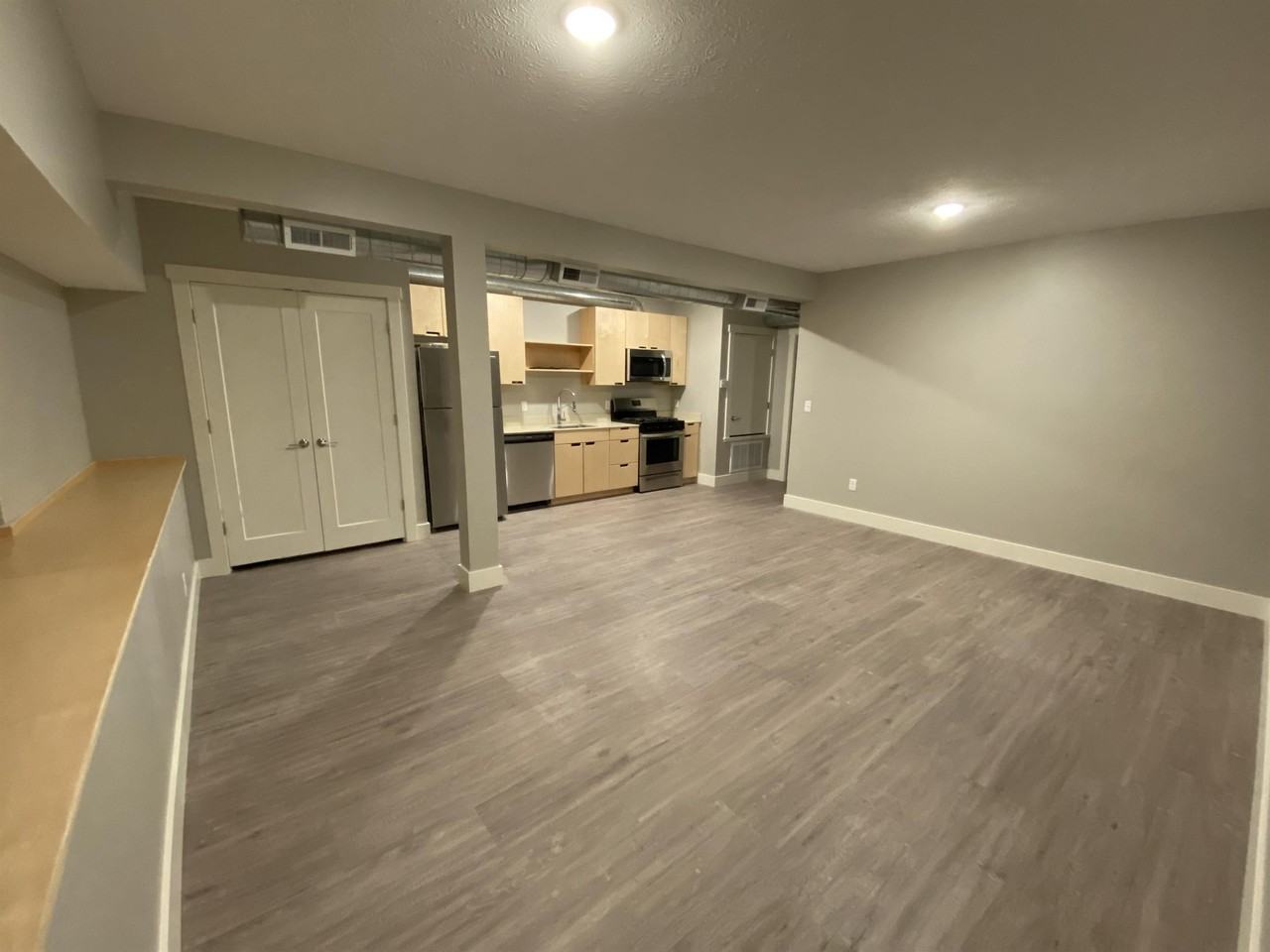 619 Emerald Ave Ne #2 - Photo 3 of 10