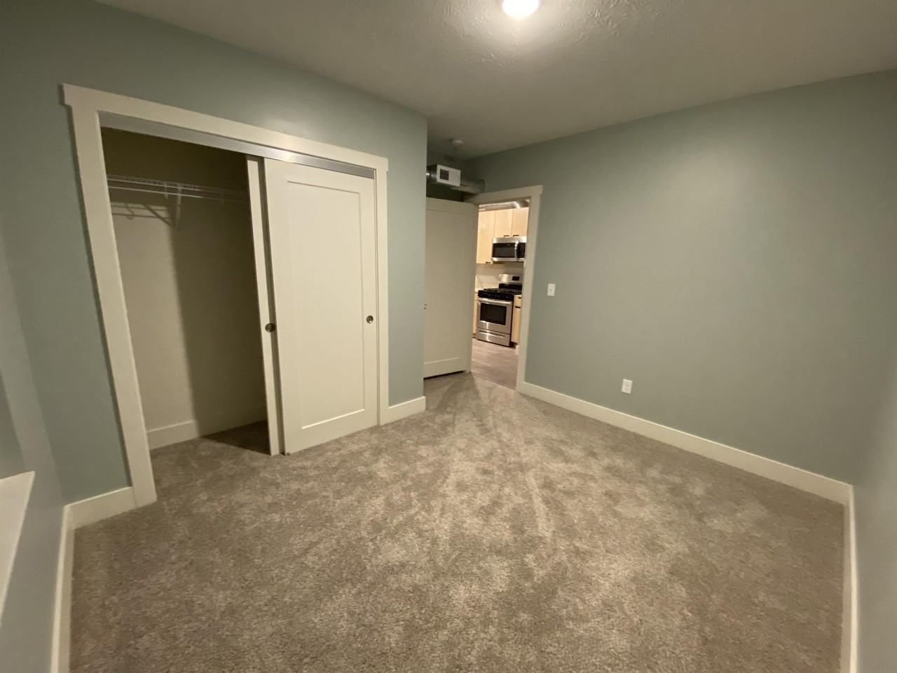 619 Emerald Ave Ne #2 - Photo 6 of 10