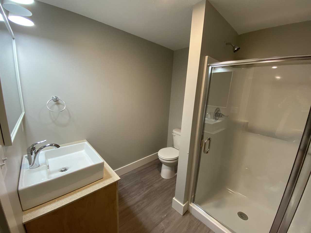 619 Emerald Ave Ne #2 - Photo 7 of 10