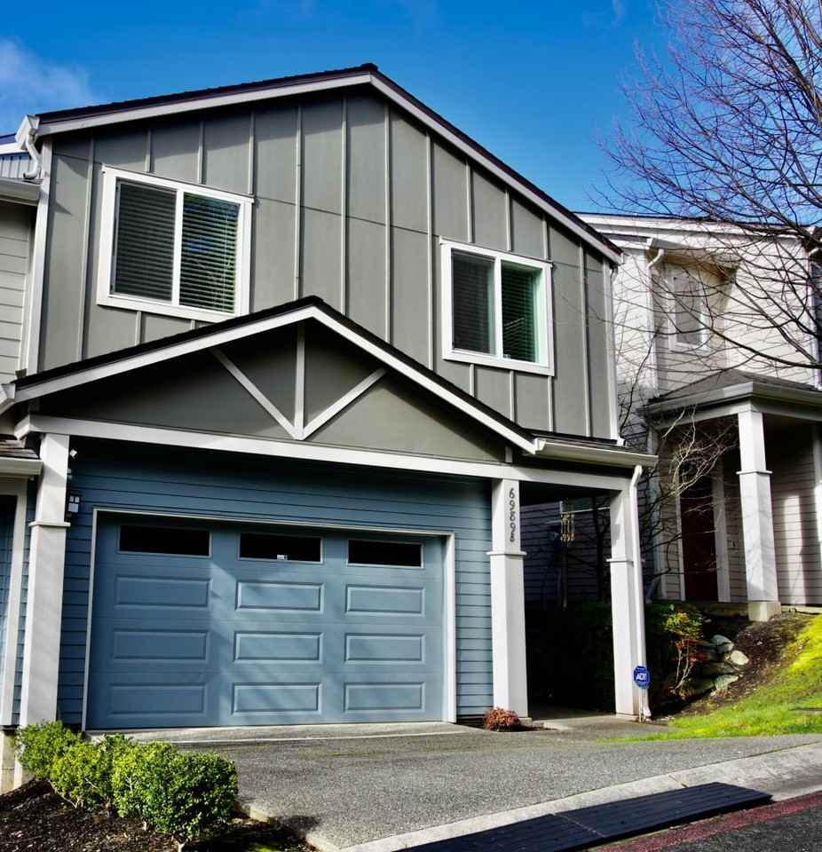 6989 134th Ct Se #B - Photo 2 of 18