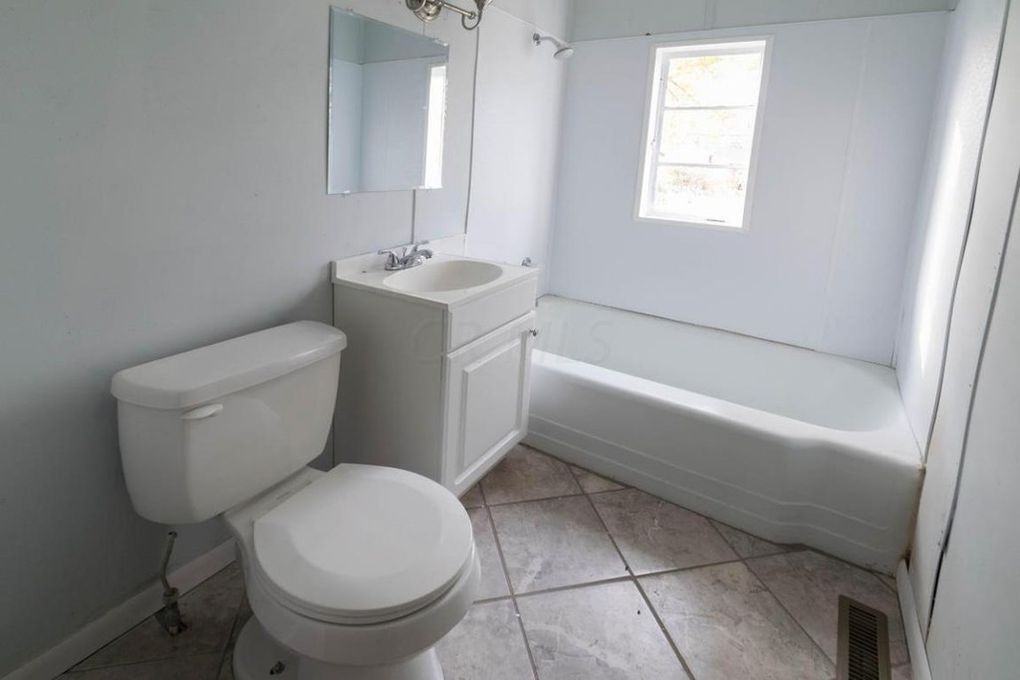 2235 Hamilton Ave #1 - Photo 6 of 16