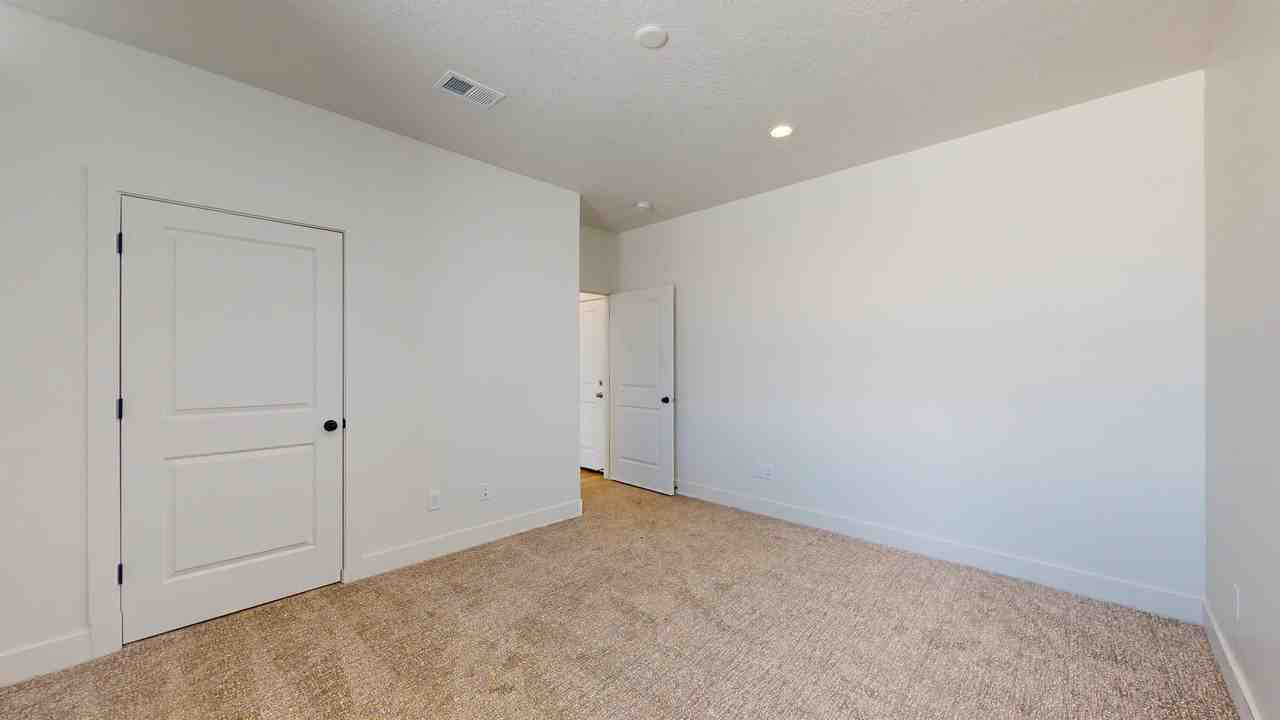 1816 N 510 W #10 - Photo 5 of 30