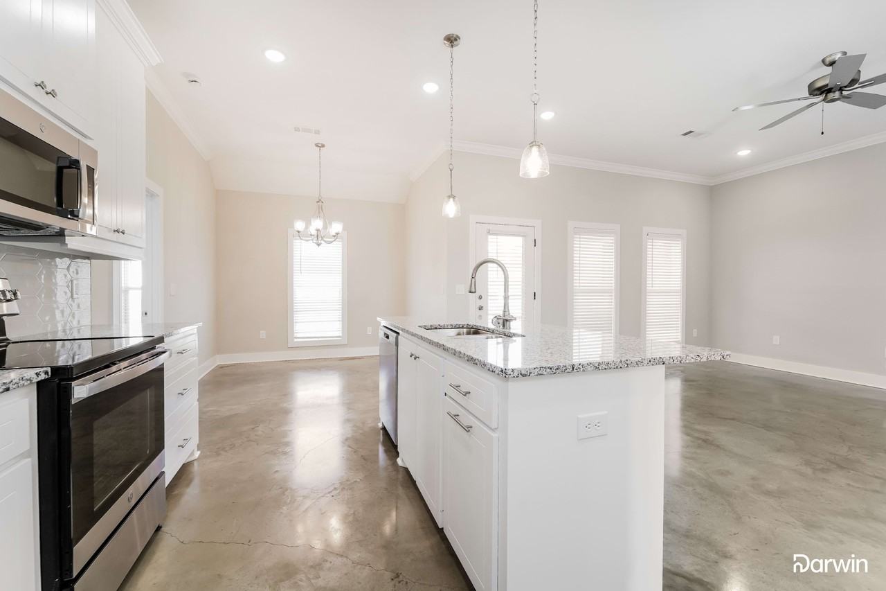 121 Shelby Mae Cir - Photo 3 of 12