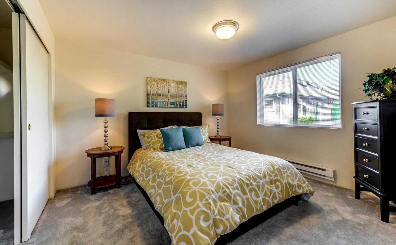 Up to One Month Free Rent! Select homes only, ask for details. - Photo 2 of 31