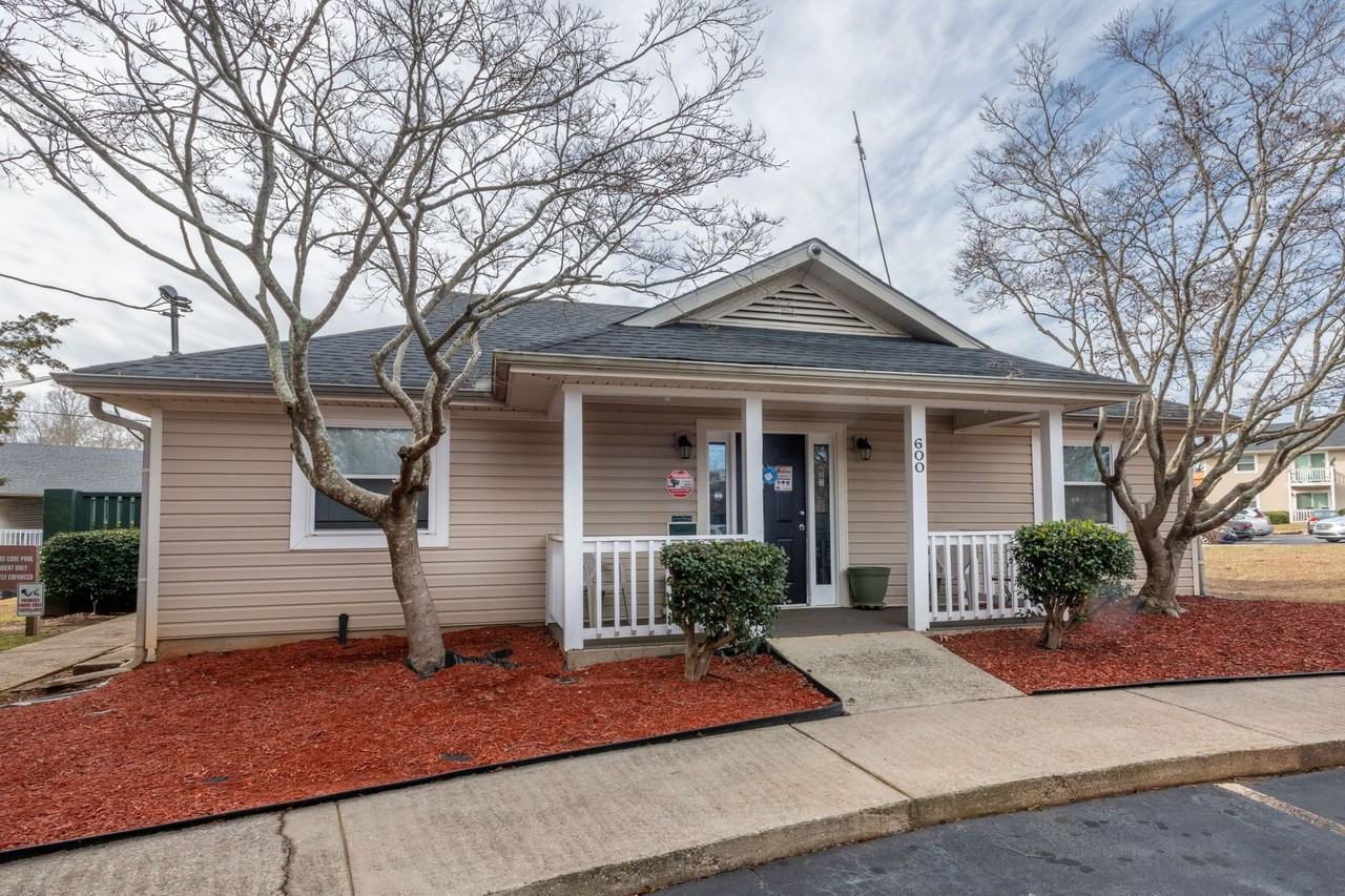 Holiday Cove Apartments 600 Holiday Cir, Forsyth, GA 31029 Zumper