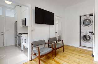 Furnished East Rock Apt - Photo 1 of 1