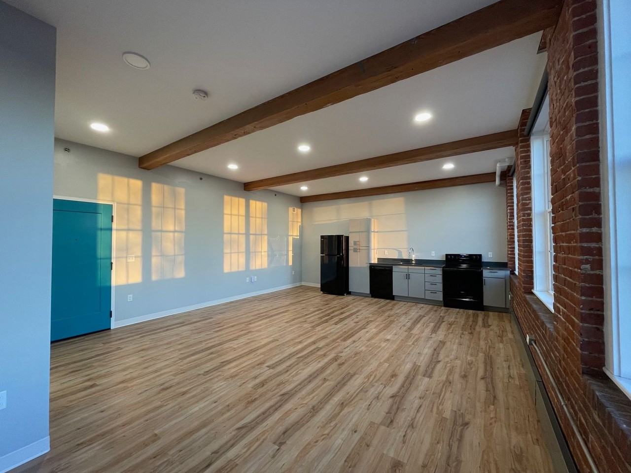 The Factory on Willow - Photo 6 of 50