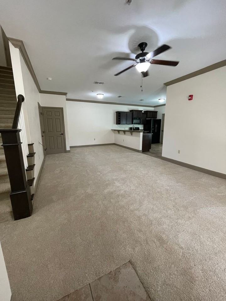 Woodbury Row - Photo 2 of 41