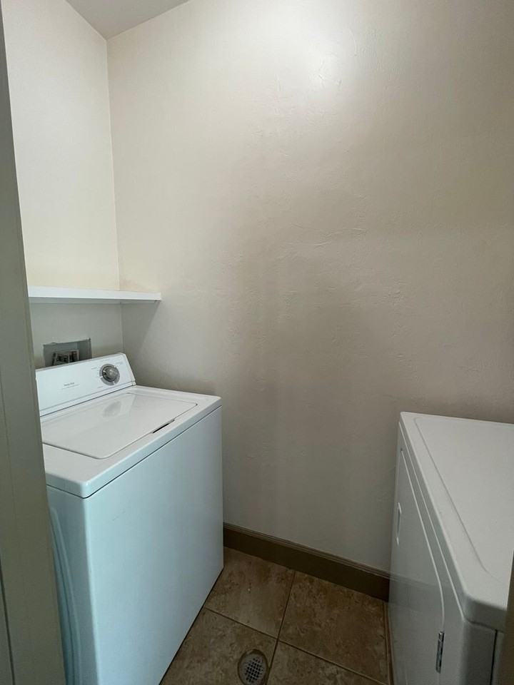 Woodbury Row - Photo 7 of 41