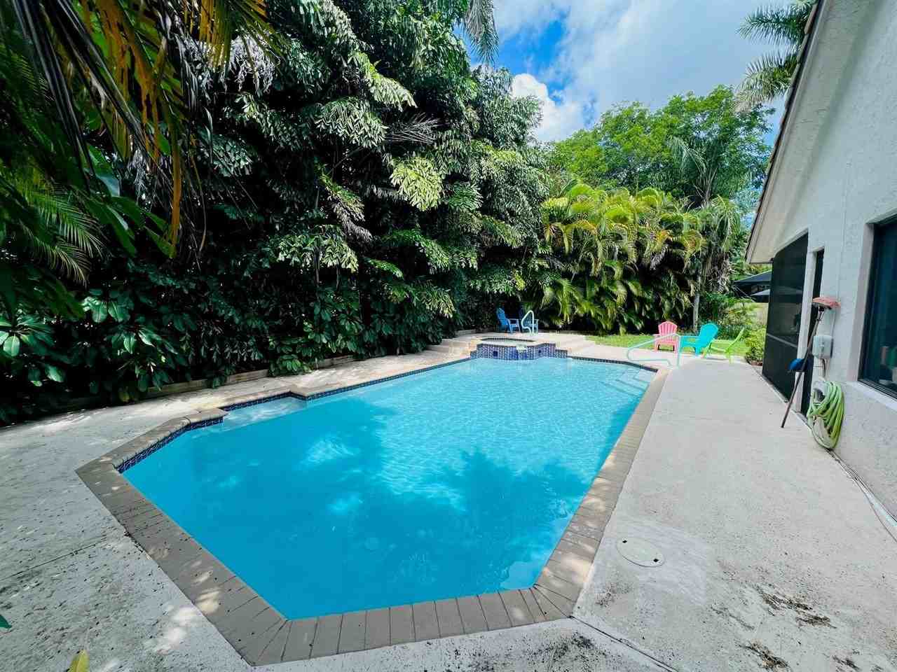 10597 Mendocino Ln - Photo 3 of 8