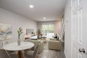 featured image of 4251 Sw 21st Pl