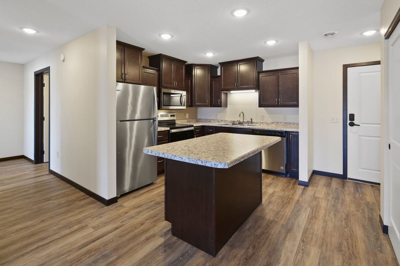 Rivertown Apartments - Photo 7 of 50