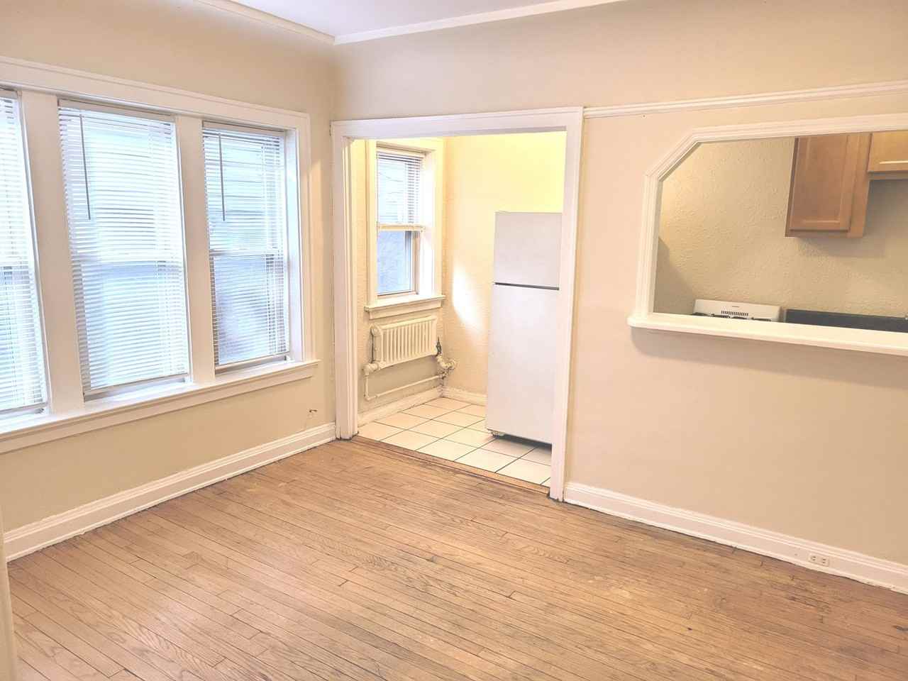 1527 Marshall - Photo 2 of 50
