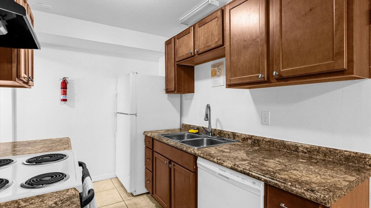 Maxey Dr - Photo 4 of 9