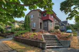 featured image of 802 15th Ave