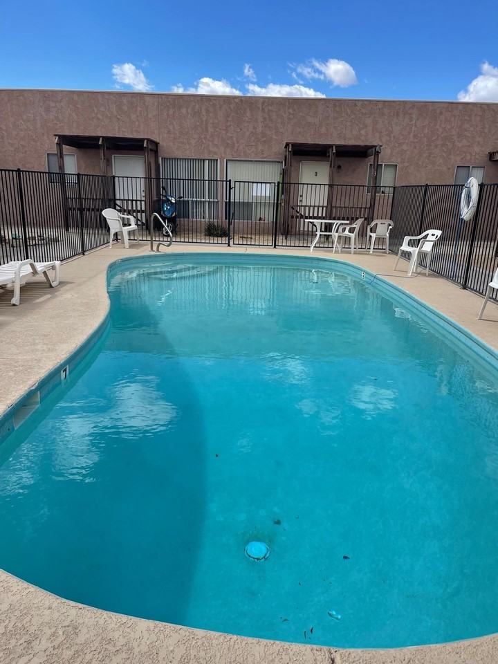 Havasu Apartments 2060 Smoketree Ave N - Photo 2 of 2