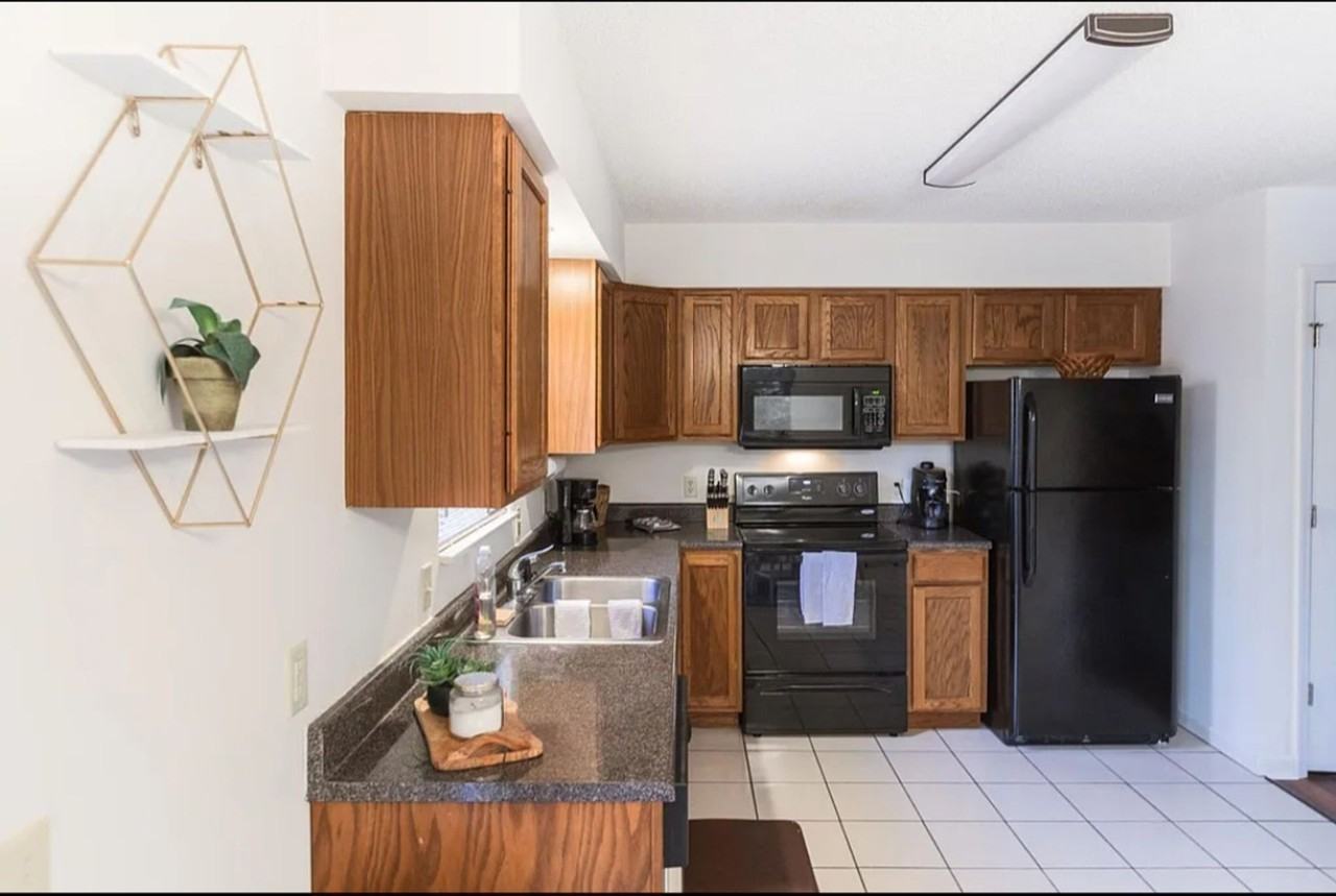 Dominion Townhomes for Rent - Photo 7 of 12