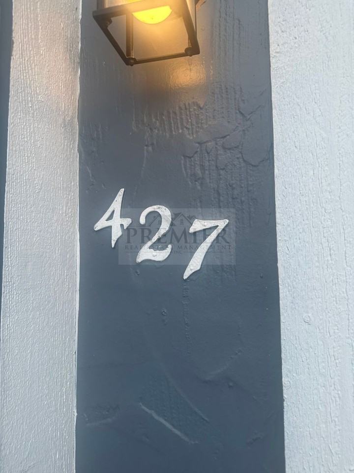 Creative - Castle Drive-Duplex - Photo 2 of 17