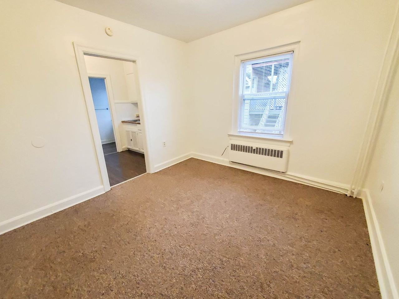 238w8th - Photo 4 of 25