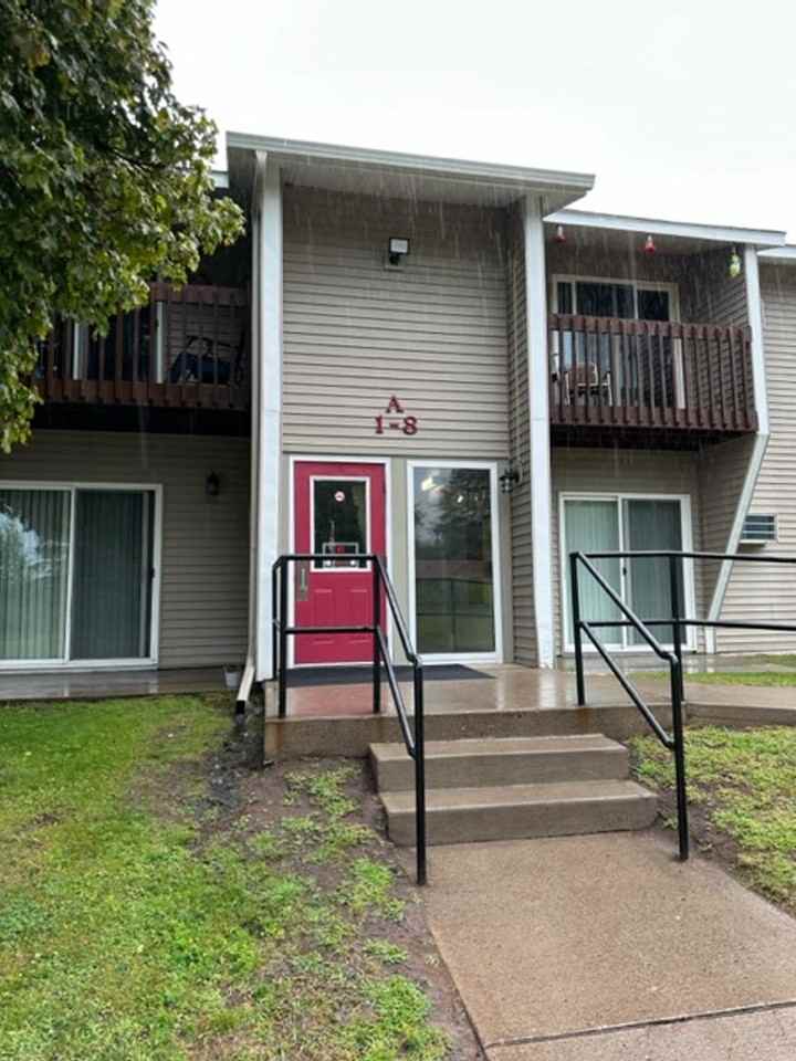 White Oak Apartments - Photo 6 of 7