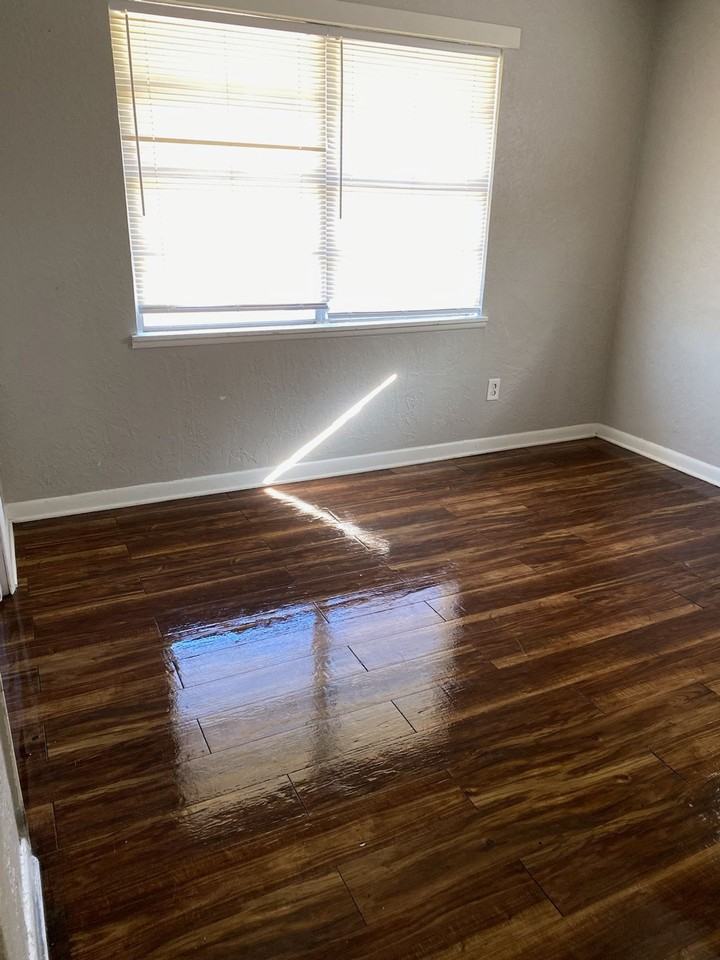 1113 NW Euclid - Photo 5 of 5