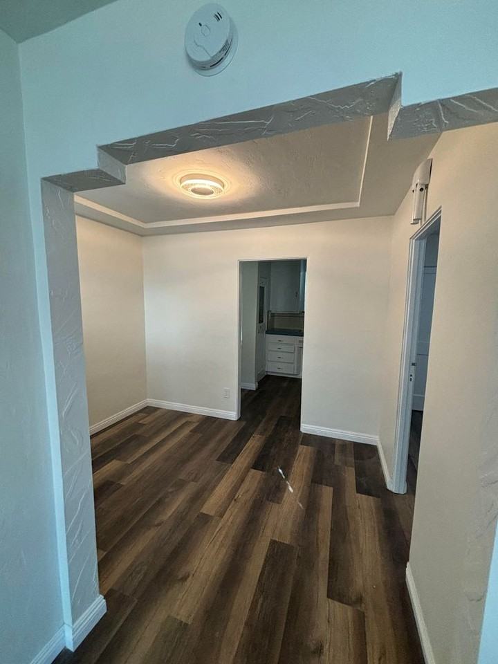 3864 45th St - Photo 7 of 14