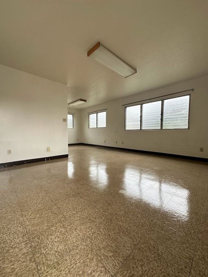 Lakeview Circle  175 - Photo 3 of 16