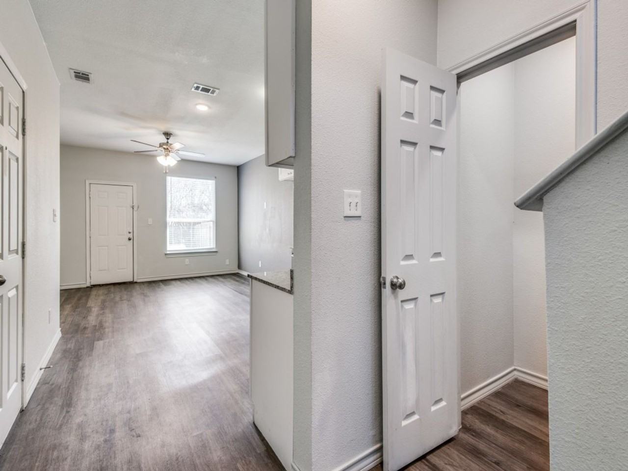 1948-1950 Melrose Street - Photo 2 of 24