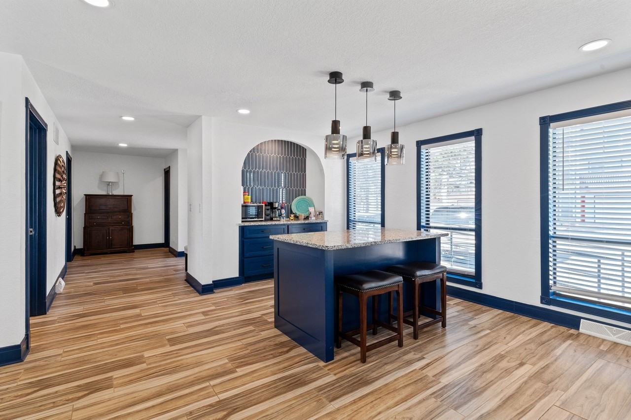 Coventry Park KC Apartments LLC - Photo 7 of 21