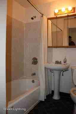 5115 Ravenna Ave NE - Photo 3 of 24