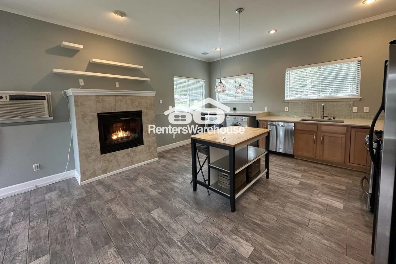 17846 Se 196th Dr - Photo 3 of 9