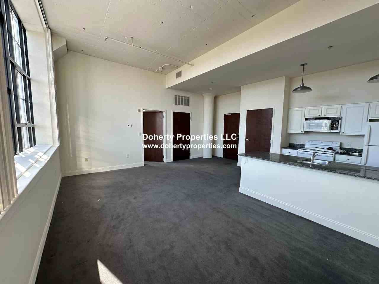 305 Dutton St #224 - Photo 4 of 6