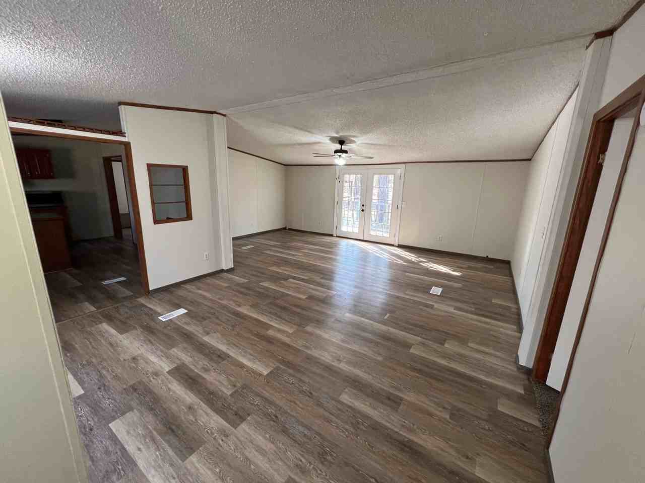 700 Hays Rd - Photo 2 of 10