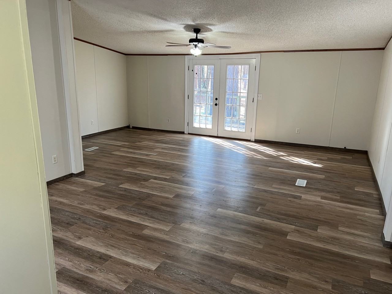 700 Hays Rd - Photo 3 of 10