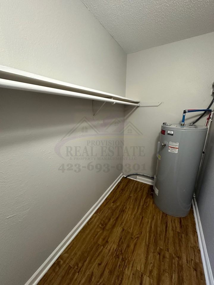 733 20th St Se - Photo 7 of 7