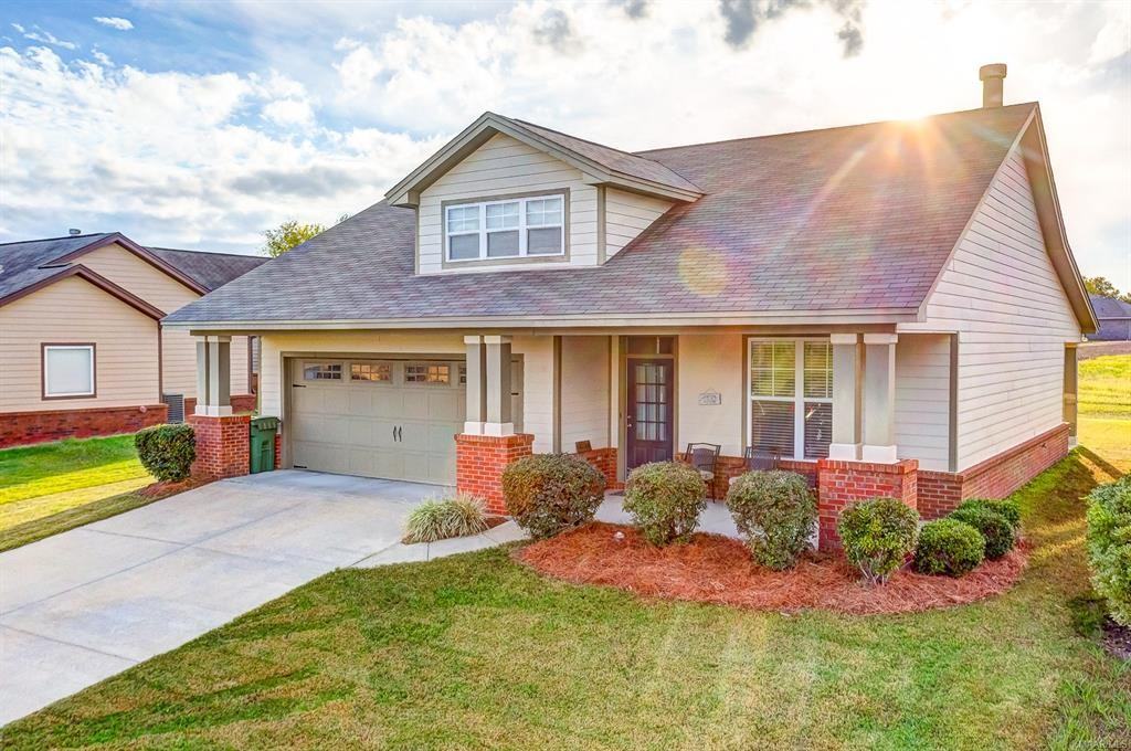 4272 Abbotts Walk - Photo 2 of 12