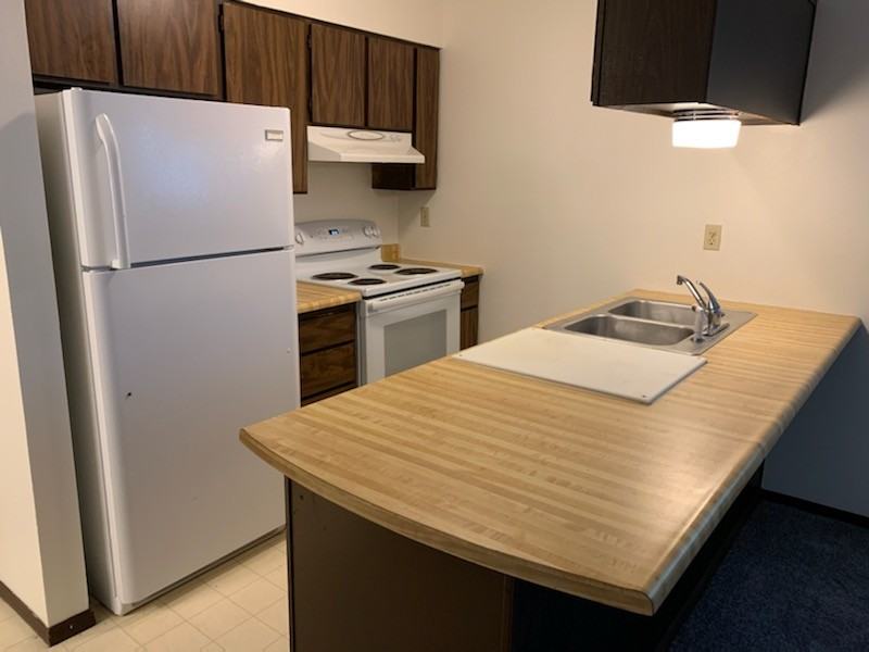 1409 S 2Nd St W - Photo 3 of 7