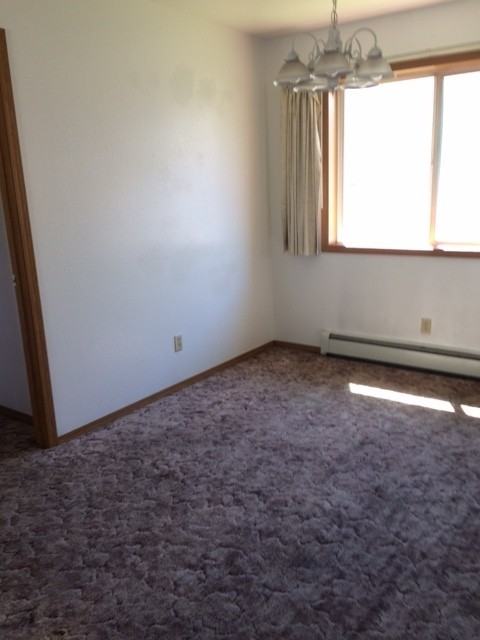 1416 S 2Nd St W - Photo 3 of 9